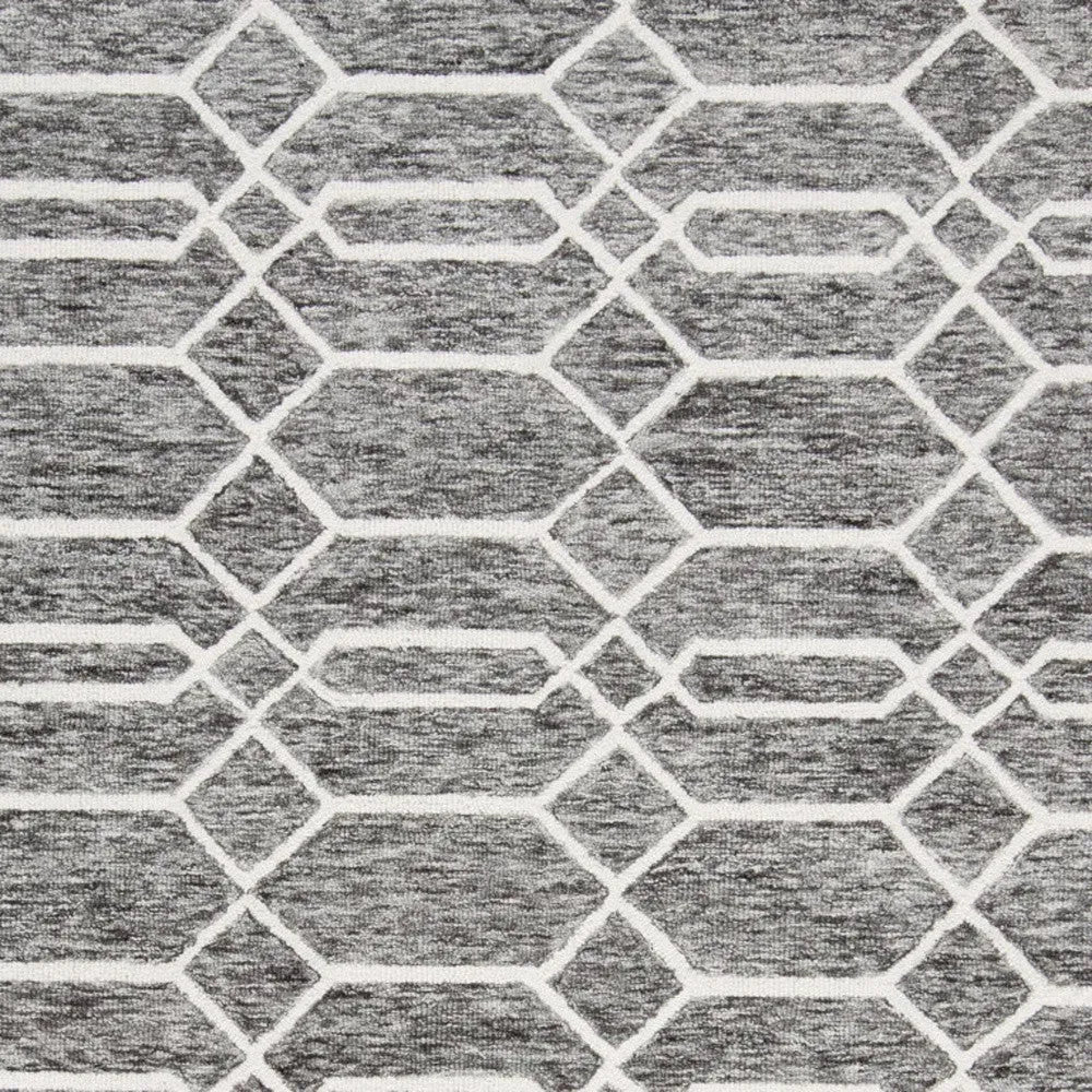 Transitional Trellis & Lattice Gray/Black/Ivory Area Rug