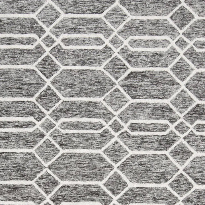 Transitional Trellis & Lattice Gray/Black/Ivory Area Rug
