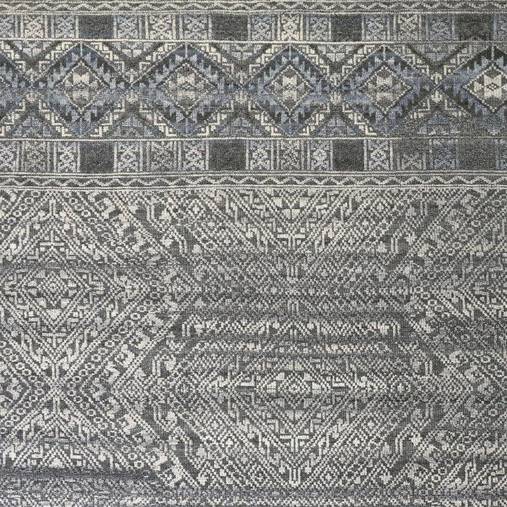 6' X 9' Gray And Ivory Geometric Hand Knotted Area Rug