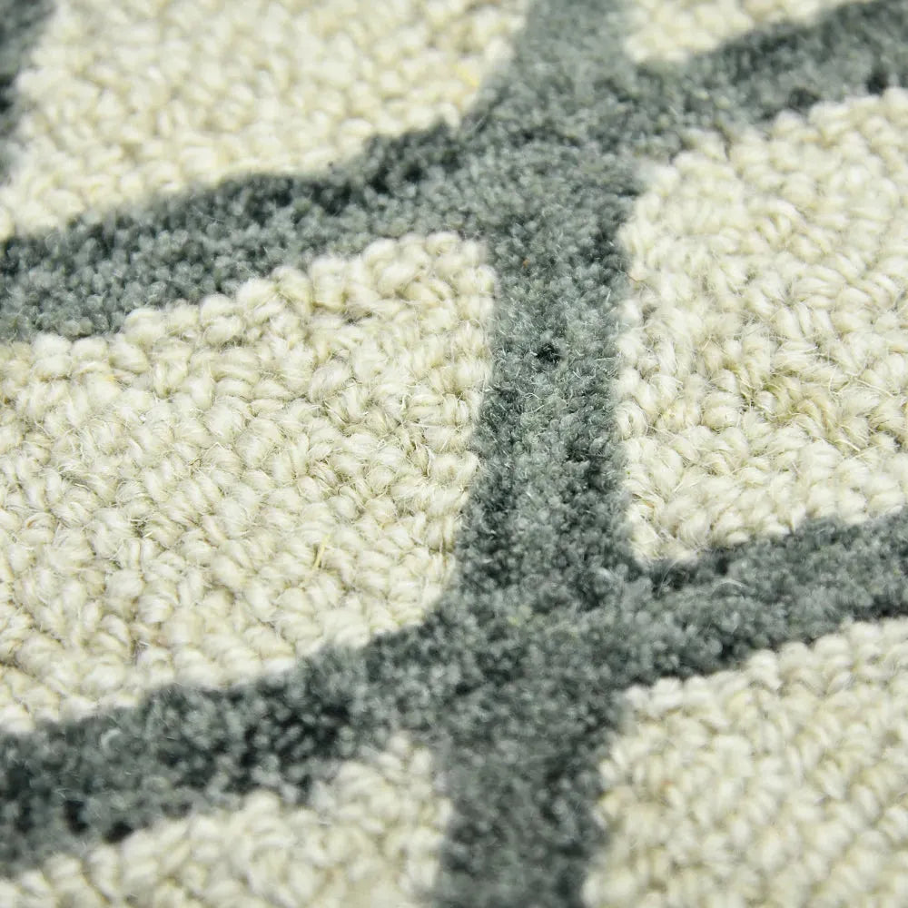 Vista Duncan Ivory Hand-Hooked Wool Area Rug 5'x8'