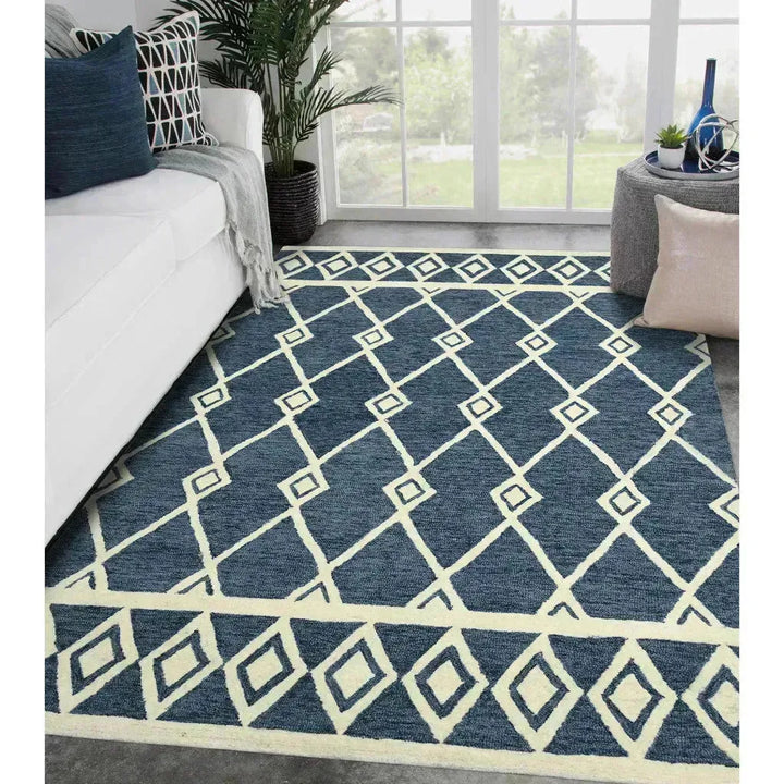 Vista Raton Navy Hand-Hooked Wool Area Rug 5'x8'