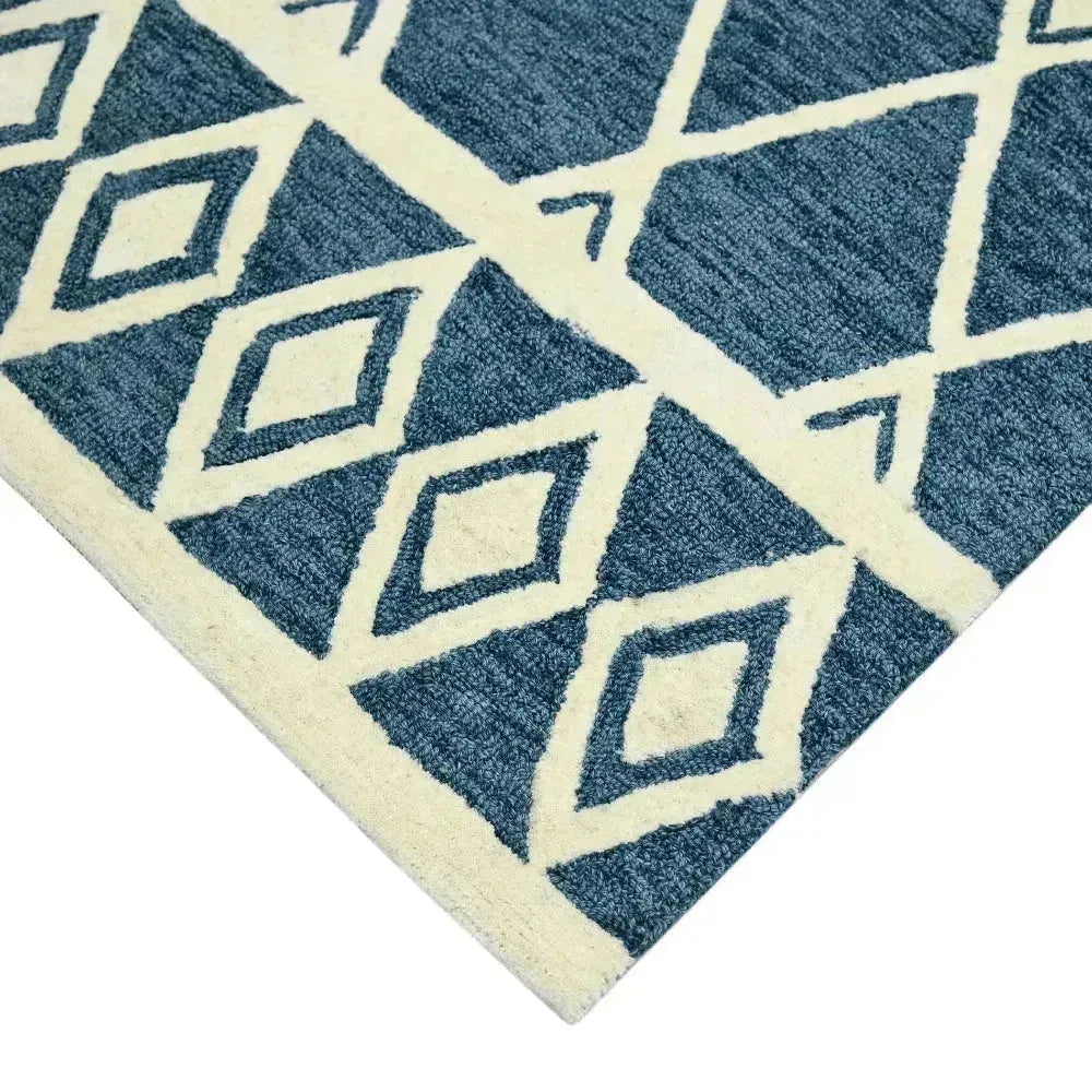 Vista Raton Navy Hand-Hooked Wool Area Rug 5'x8'