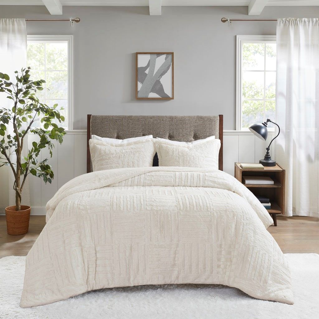 Faux Fur Comforter Mini Set