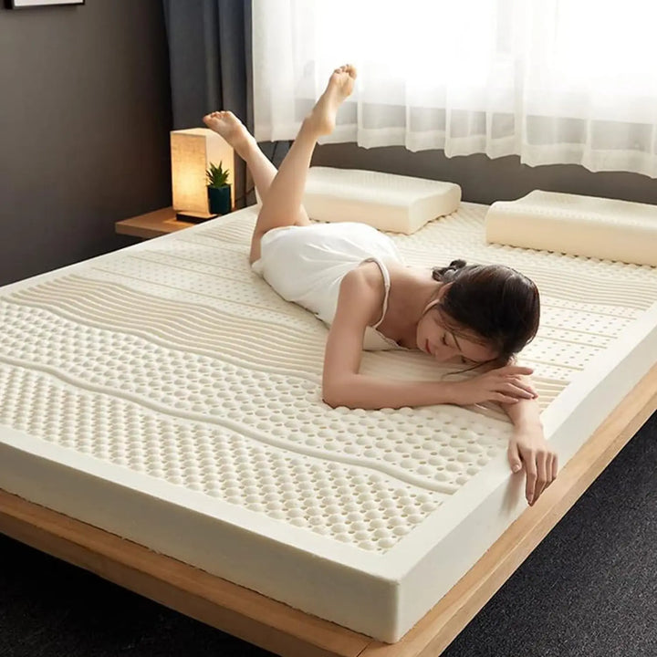 100% Natural Latex Mattress Soft Body Massage Mattress 7-Zone Comfort Queen Size Medium Firm 5cm Thick