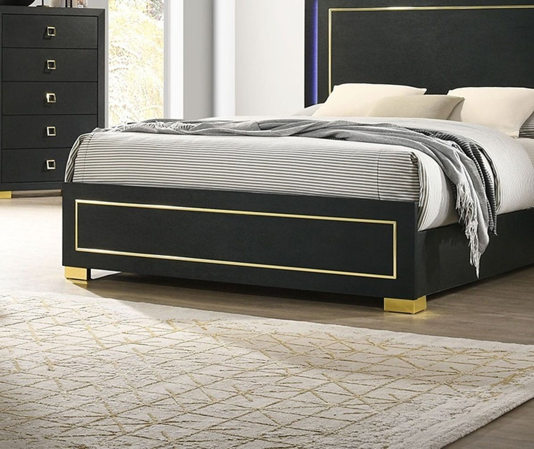 Contemporary Style 3pc Bedroom Set Queen Size Bed And 2x Nightstands Black Wood Gold Accent Legs
