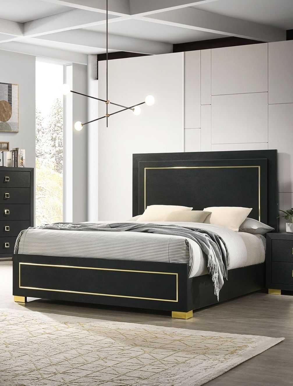 Contemporary Style 3pc Bedroom Set Queen Size Bed And 2x Nightstands Black Wood Gold Accent Legs