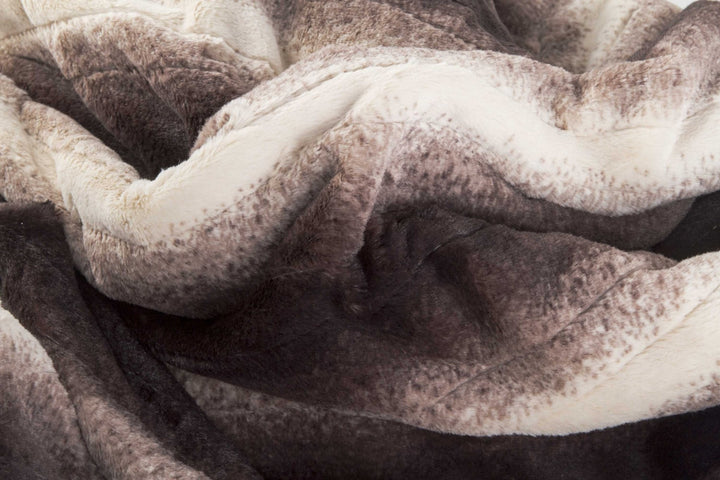 Contemporary Faux Fur Heated Throw – Plush Brown & White Warmth | Modern Blanket | Trufairs