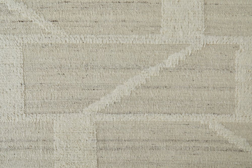 8' Tan and Ivory Wool Geometric Hand Woven Runner Rug