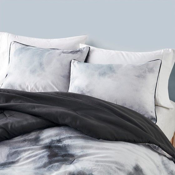 Cassiopeia Watercolor Tie Dye Comforter Set