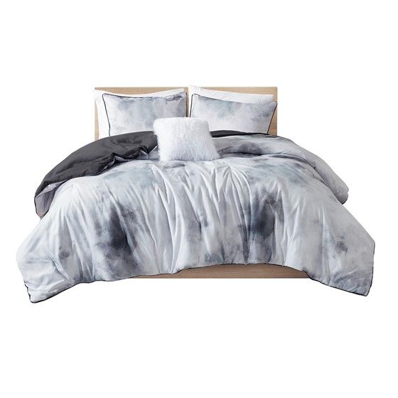 Cassiopeia Watercolor Tie Dye Comforter Set