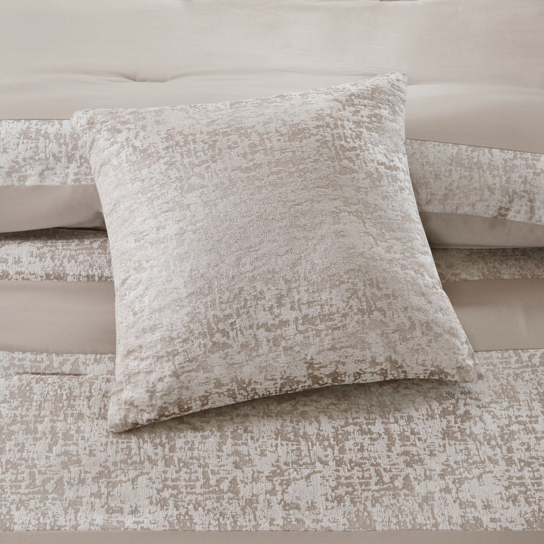 Chenille Jacquard Comforter Set