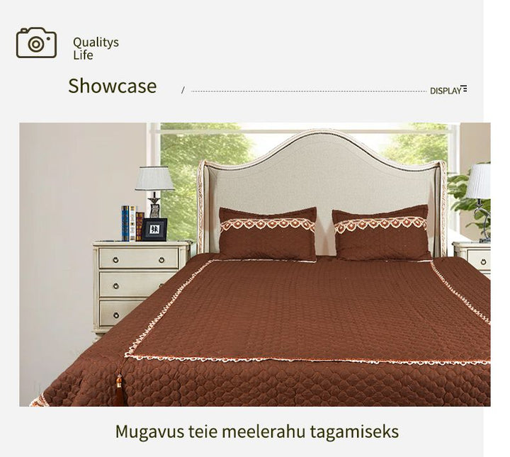 European Lace Bedding Ensemble