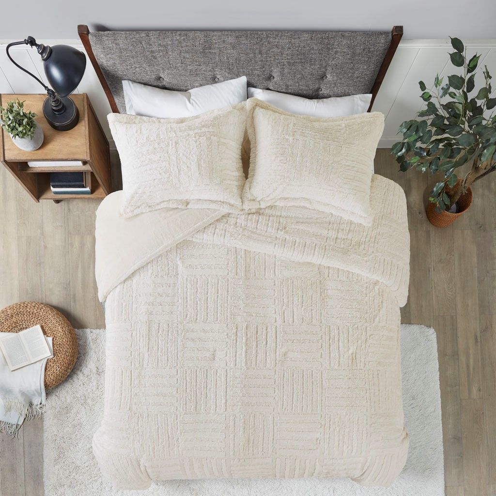 Faux Fur Comforter Mini Set