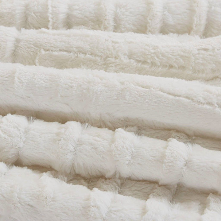 Faux Fur Comforter Mini Set
