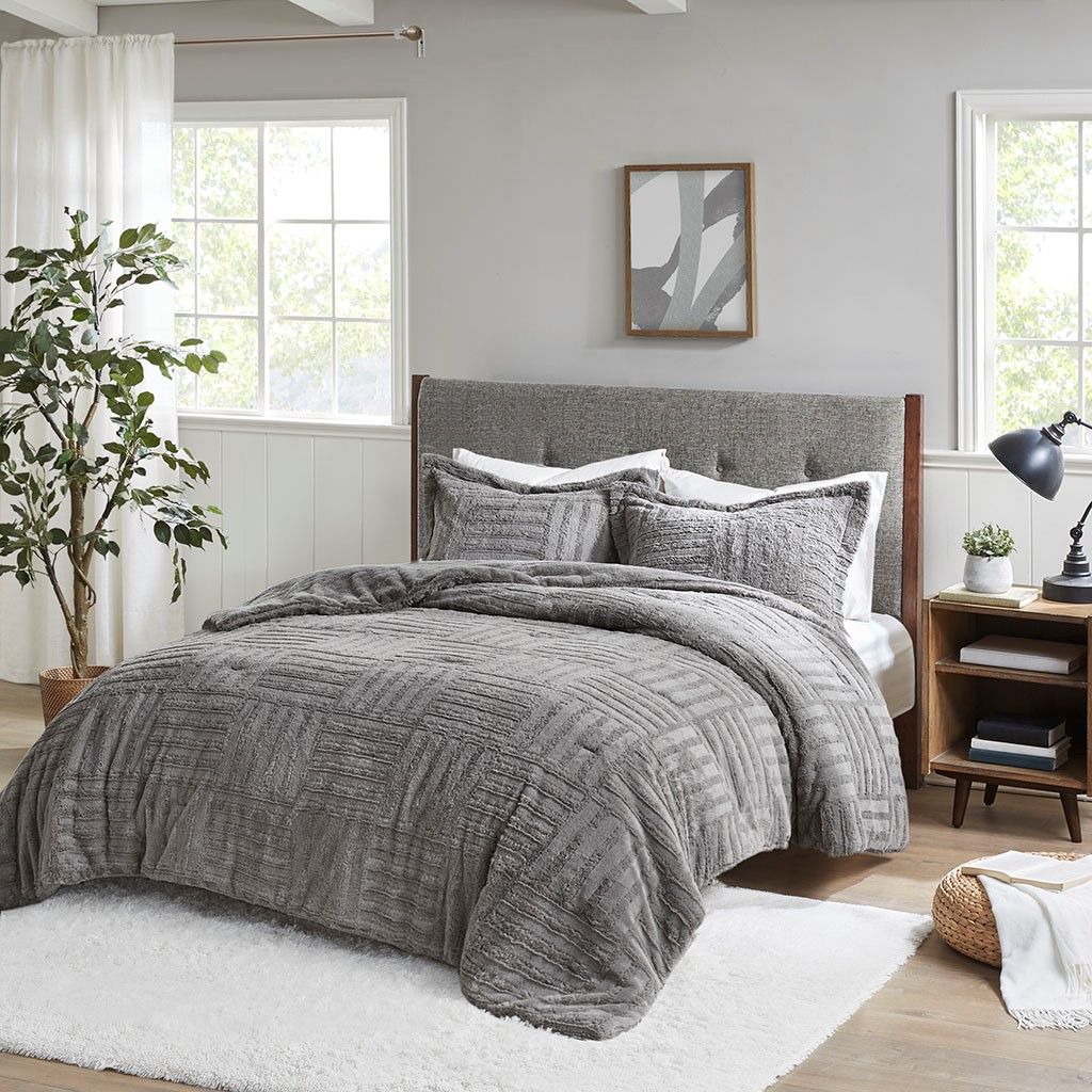 Faux Fur King Comforter Mini Set