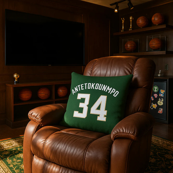 Premium Milwaukee Bucks NBA Giannis Antetokounmpo Throw Pillow - 18 x 18 inches