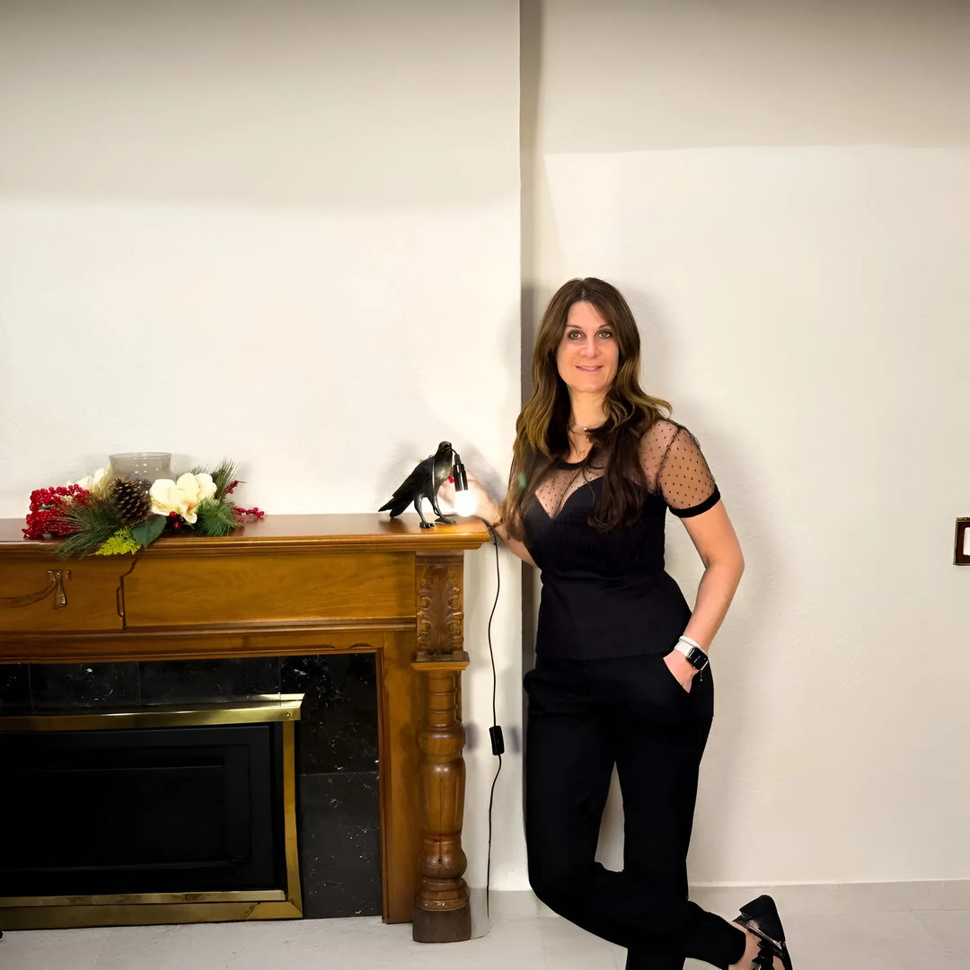 Gothic Raven Resin Bird Table Lamp – Artistic Night Light for Living Room & Office | Trufairs