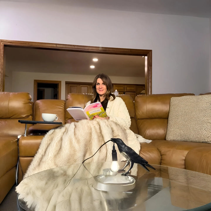 Gothic Raven Resin Bird Table Lamp – Artistic Night Light for Living Room & Office | Trufairs