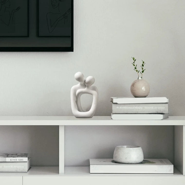 Nordic Creative Couple Statue Table Lamp Bedroom Decoration Accessories Aesthetic Room Christmas Home Decor, Durable White