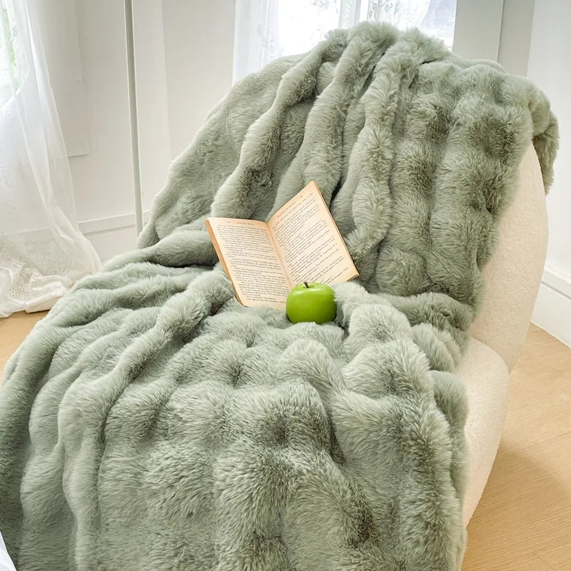 Luxury Thickened Rabbit Fur Plush Blanket High End Ultra Soft Cozy Office Nap Blanket Autumn Winter Sofa Cover for Living Room