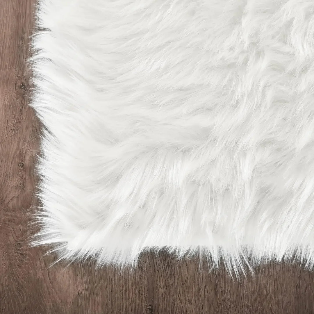 White Faux Fur Rug 8x10, Faux Fur Sheepskin Rug for Living Room, Fluffy Washable Fuzzy Rugs Carpet for Bedroom