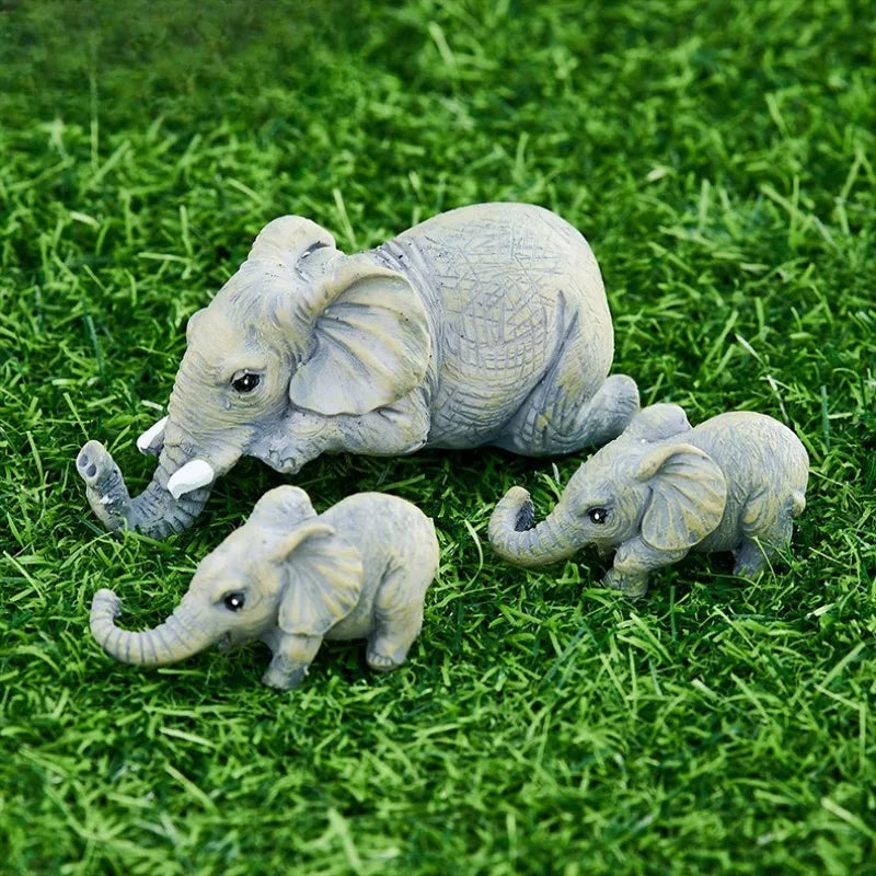 3Pcs/set Cute Elephant Figurines Elephant Holding Baby Elephant Resin Crafts Desktop Decoration Ornaments Crafts Figurines