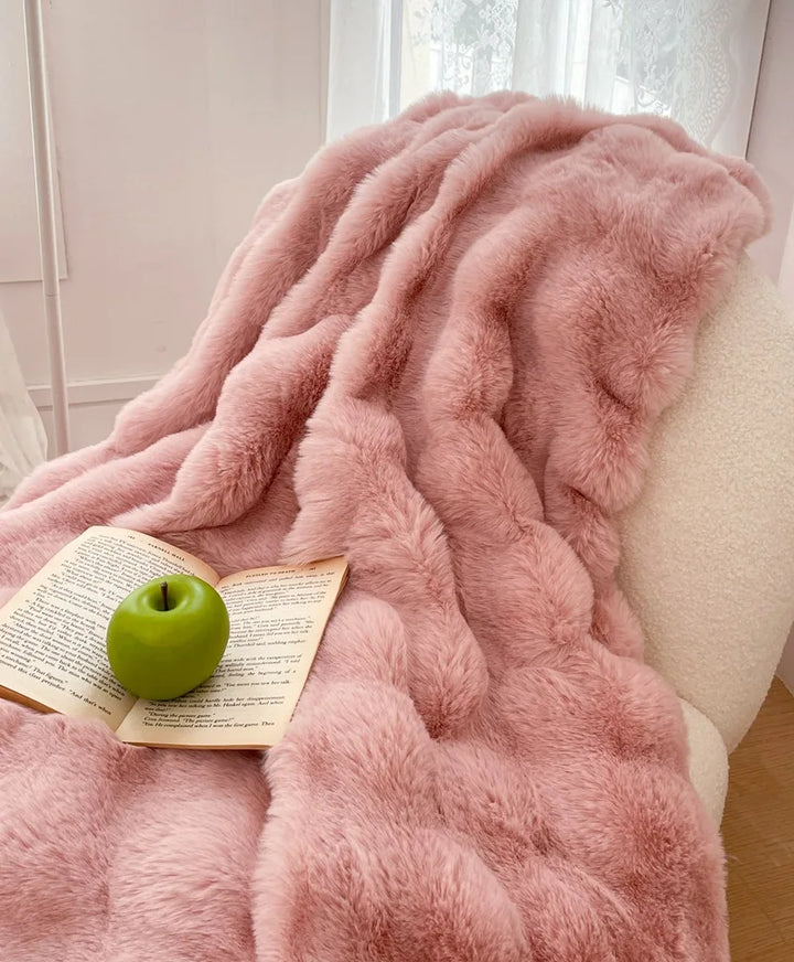 Luxury Thickened Rabbit Fur Plush Blanket High End Ultra Soft Cozy Office Nap Blanket Autumn Winter Sofa Cover for Living Room