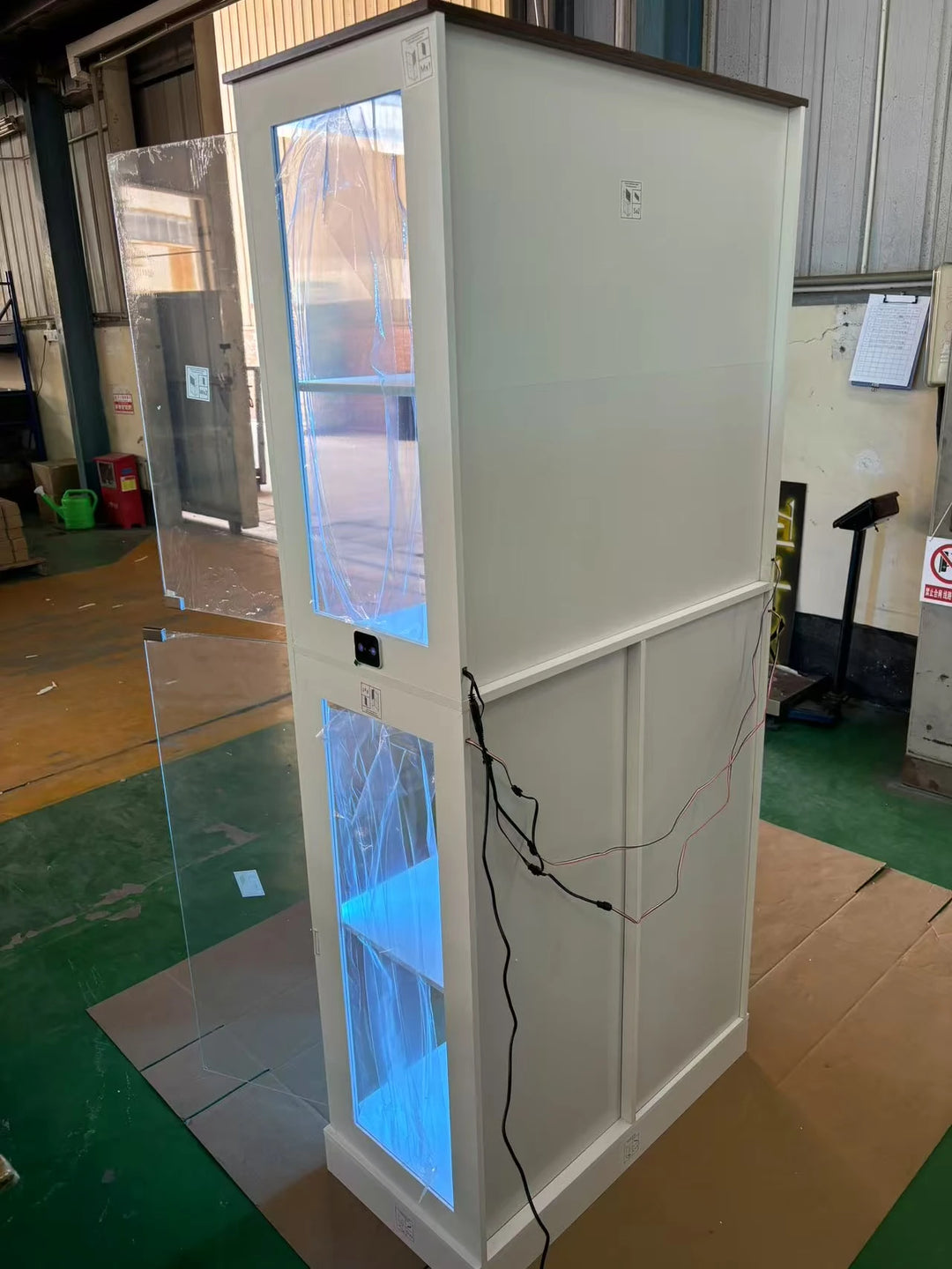 71” Display Cabinet with Glass Doors, Modern Curio Cabinet with 3 Color Lights, 7-Tiers Glass Display Cases for Collectibles,