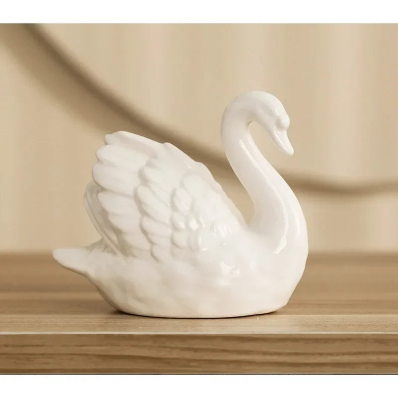 Lovers Swan Ceramic Trinket Creative Black and White Living Room Study Animal Bonsai DIY Soft Decoration Home Accessories