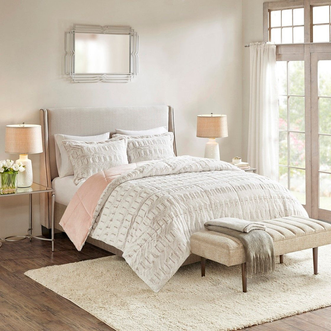 White Faux Fur Comforter Mini Set