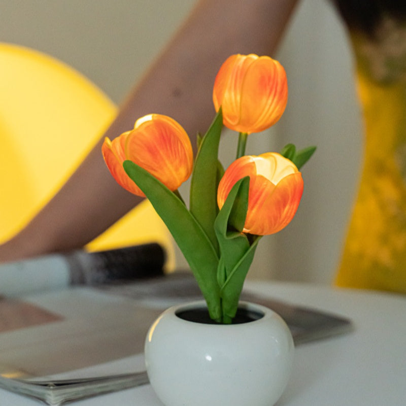 Tulip Lamp - LED Replica Tulip Table Lamp with Flower Vase for Desktop Decoration. Suitable for home, living room, desktop decoration, holiday gifts, atmosphere decoration lamps. Powered by USB, with