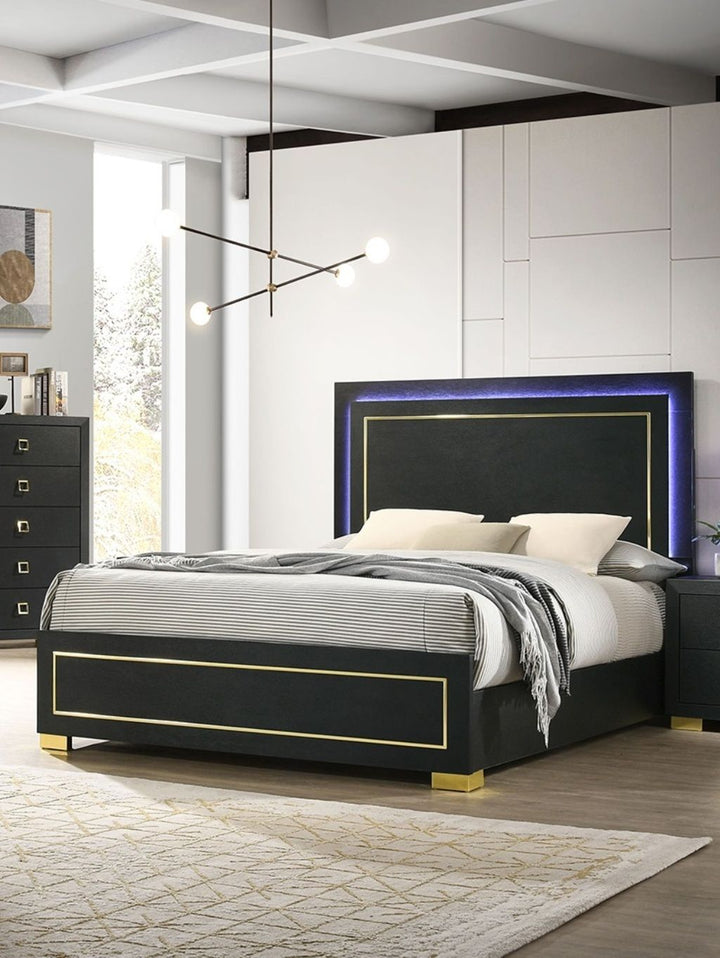 Contemporary Style 3pc Bedroom Set Queen Size Bed And 2x Nightstands Black Wood Gold Accent Legs