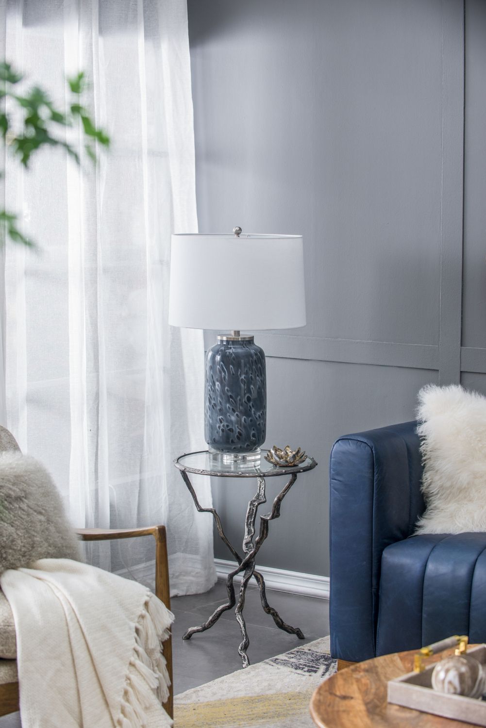 D16.9''xH28'' Ellis Glass Table Lamp