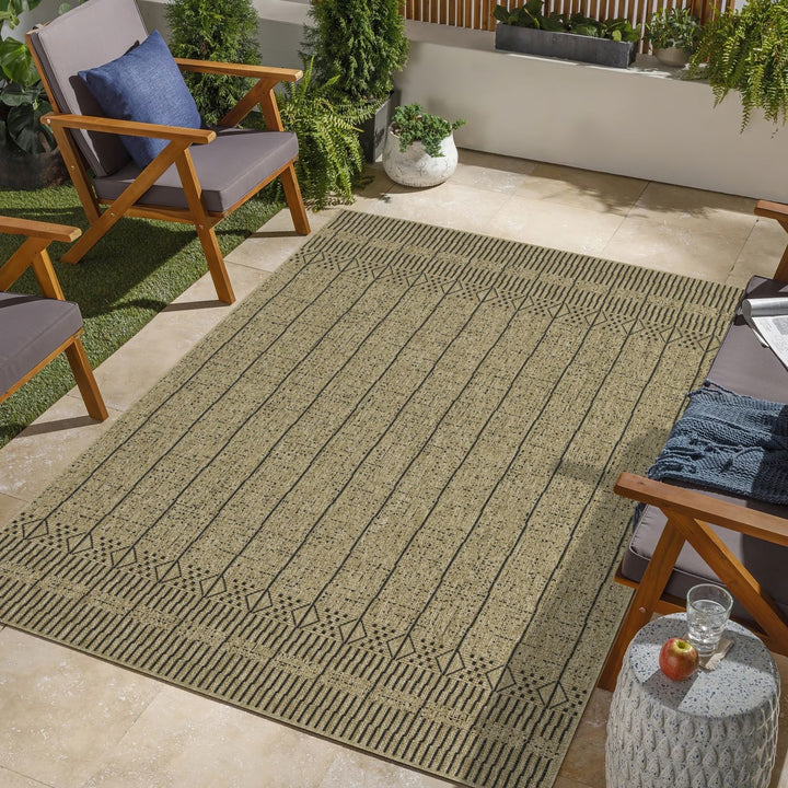 Earth GC_NTL1008 Jute/Black 7 ft. 10 in. x 10 ft. 3 in. Indoor/Outdoor Area Rug