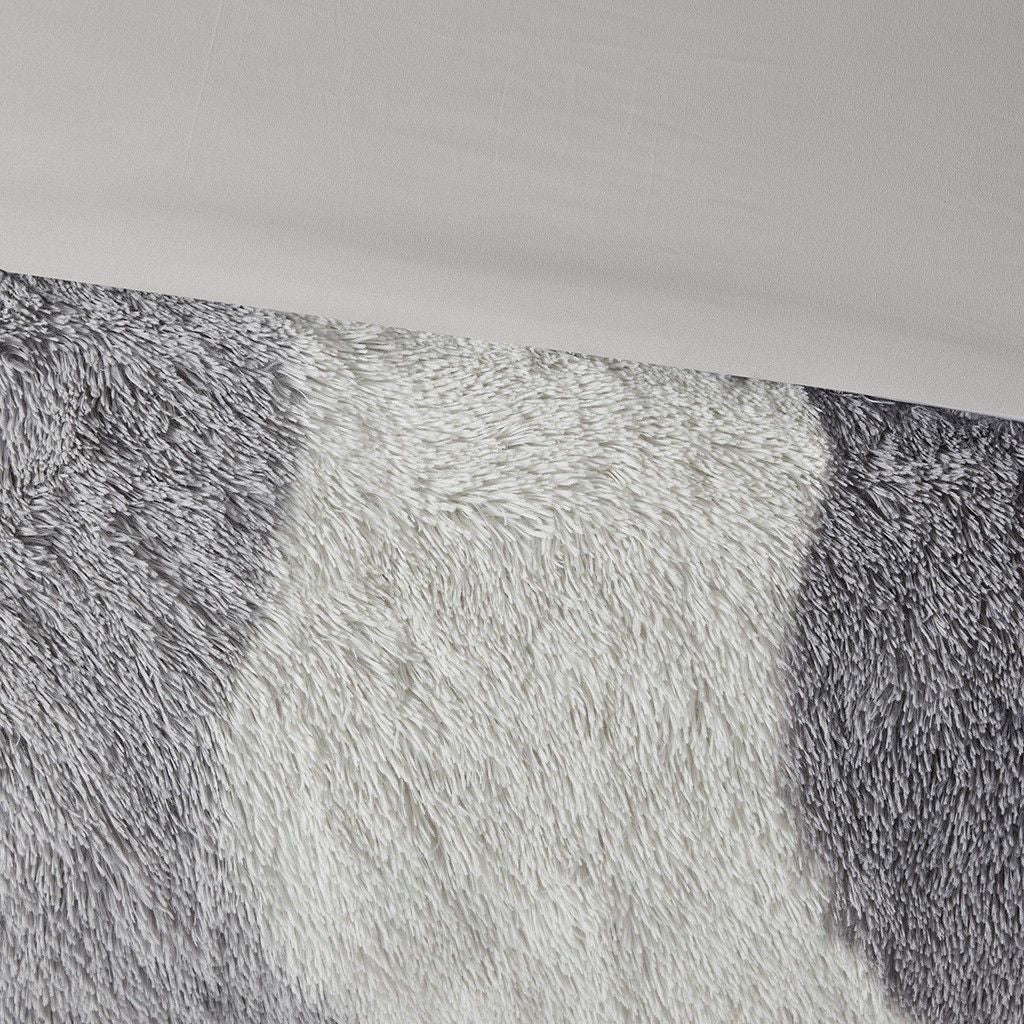 451845011